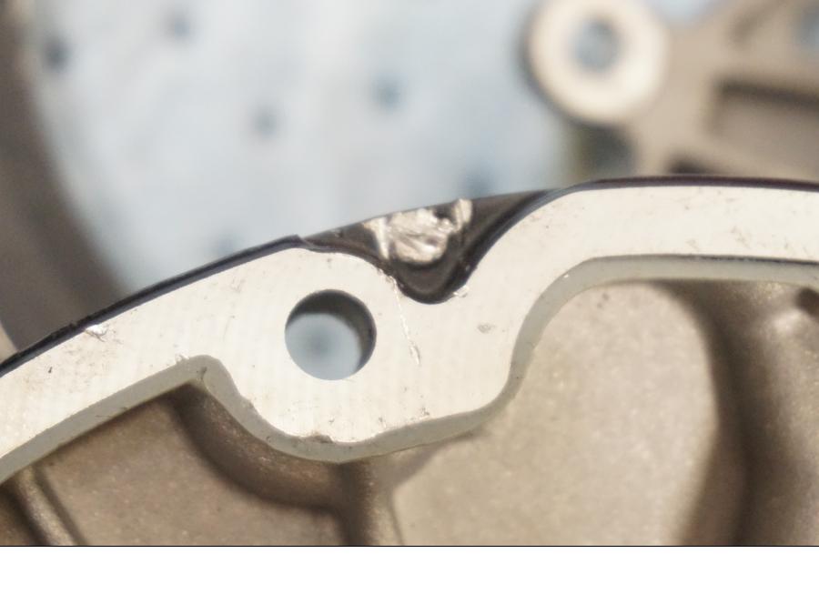 Snett nerifrån på Växellåda från en BMW R 1250 GS -2019 motorcykel.