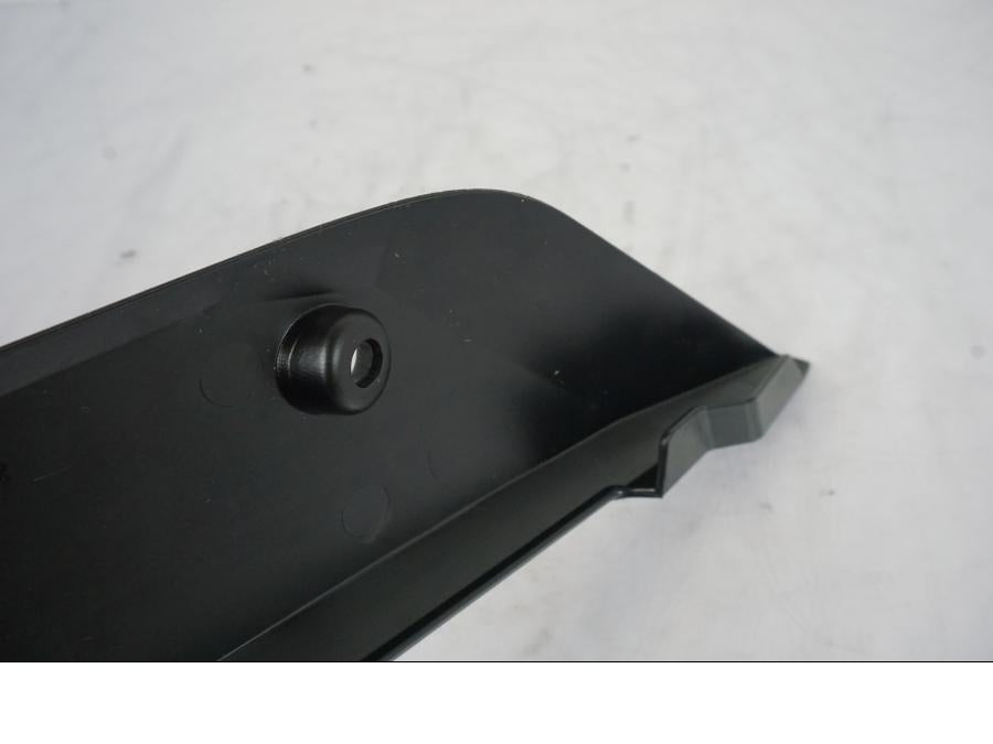 Extrabild2 på Sidopanel från en KTM 1290 Super Duke -2019 motorcykel.