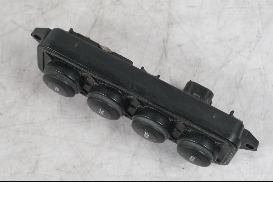 Baksidan på Radio från en BMW K 1600 GTL -2015 motorcykel.