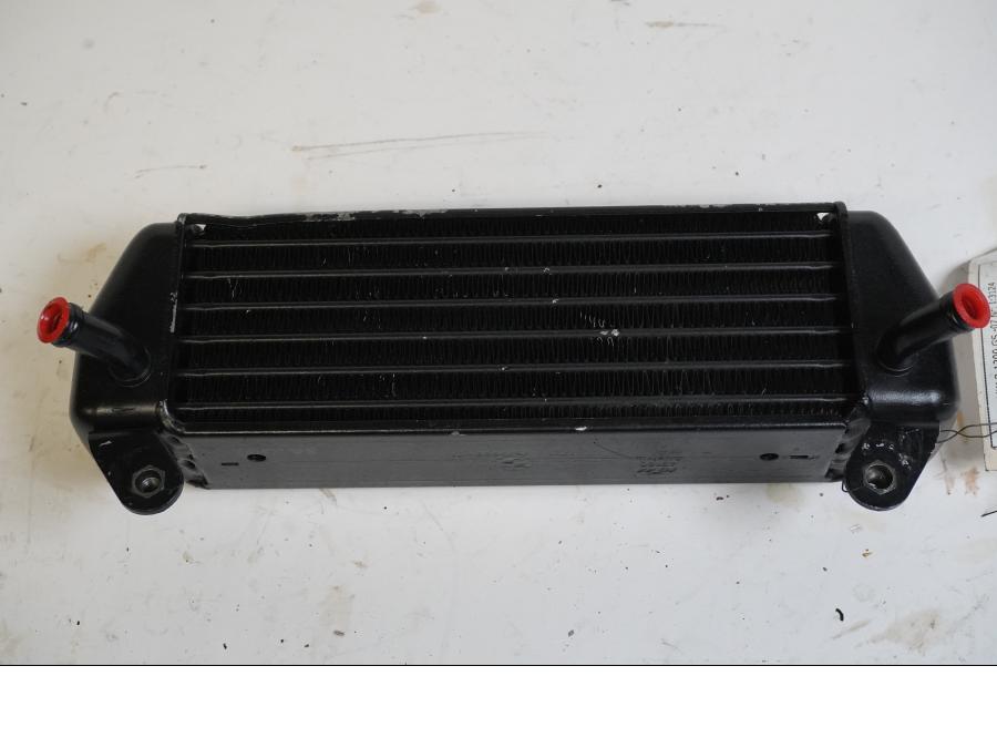 Baksidan på Oljekyl från en BMW R 1200 GS -2007 motorcykel.