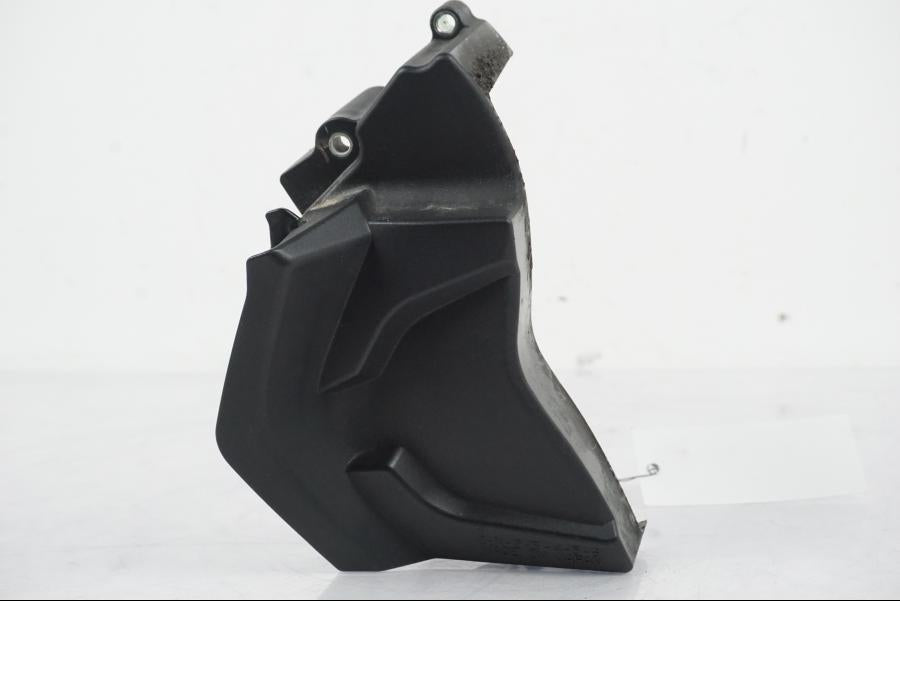 Framsidan på Drevkåpa från en Yamaha YZF 1000 R1 -2007 motorcykel.