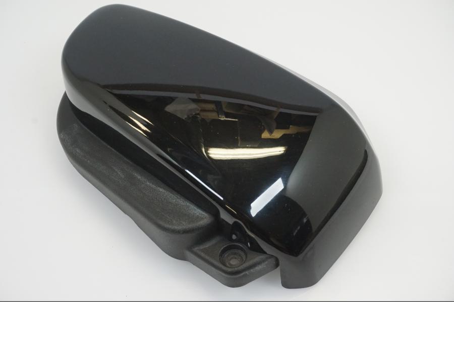 Framsidan på Sidopanel från en Kawasaki VN 1500 Mean Streak -2003 motorcykel.