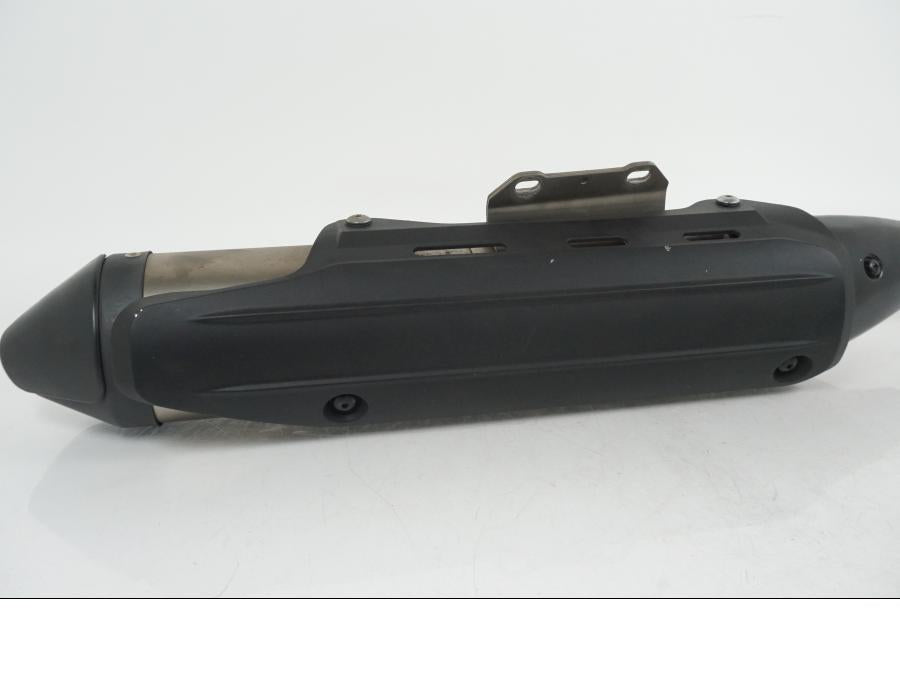 Baksidan på Ljuddämpare från en Yamaha XT 660 X -2005 motorcykel.