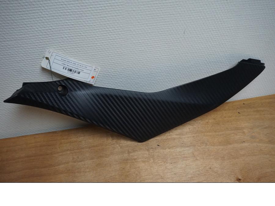 Höger sida på Bensintankskåpa från en Suzuki GSX-R 1000 -2007 motorcykel.