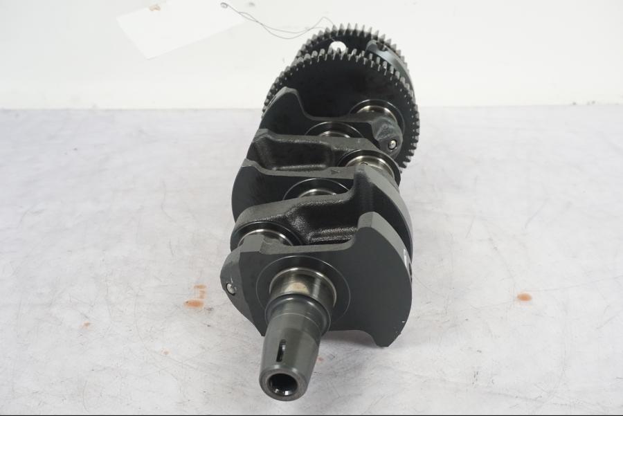 Extrabild2 på Vevaxel från en Kawasaki Z 900 -2019 motorcykel.