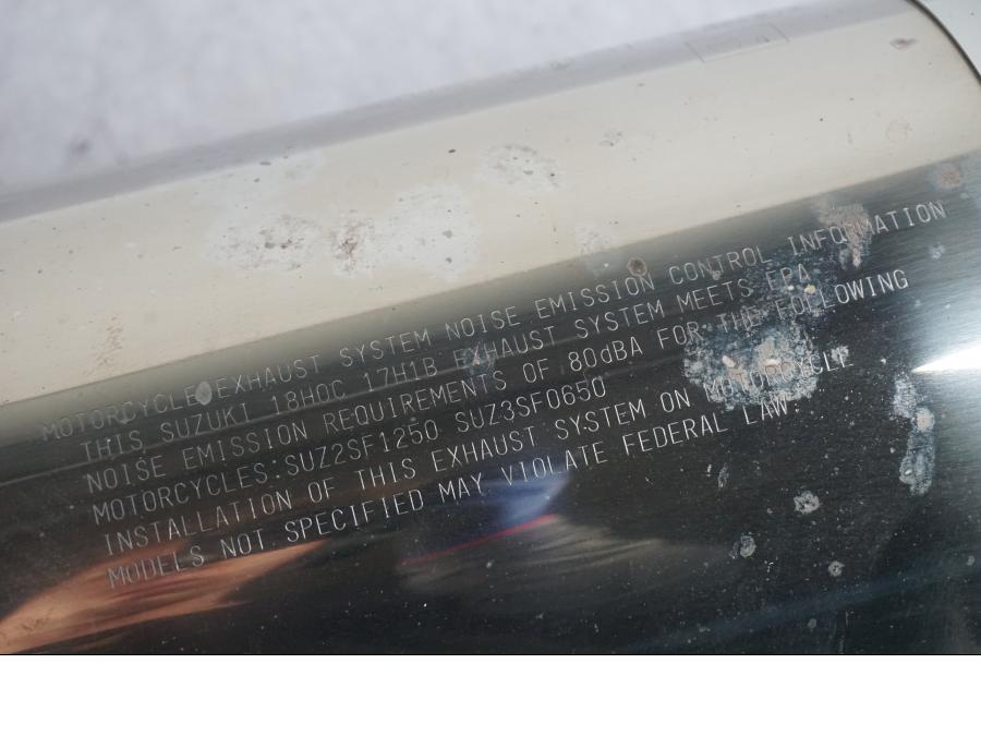 Extrabild4 på Ljuddämpare från en Suzuki GSF 1250 -2010 motorcykel.