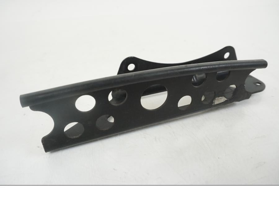 Framsidan på Passagerarhandtag från en Kawasaki ZZR 1100 -1994 motorcykel.