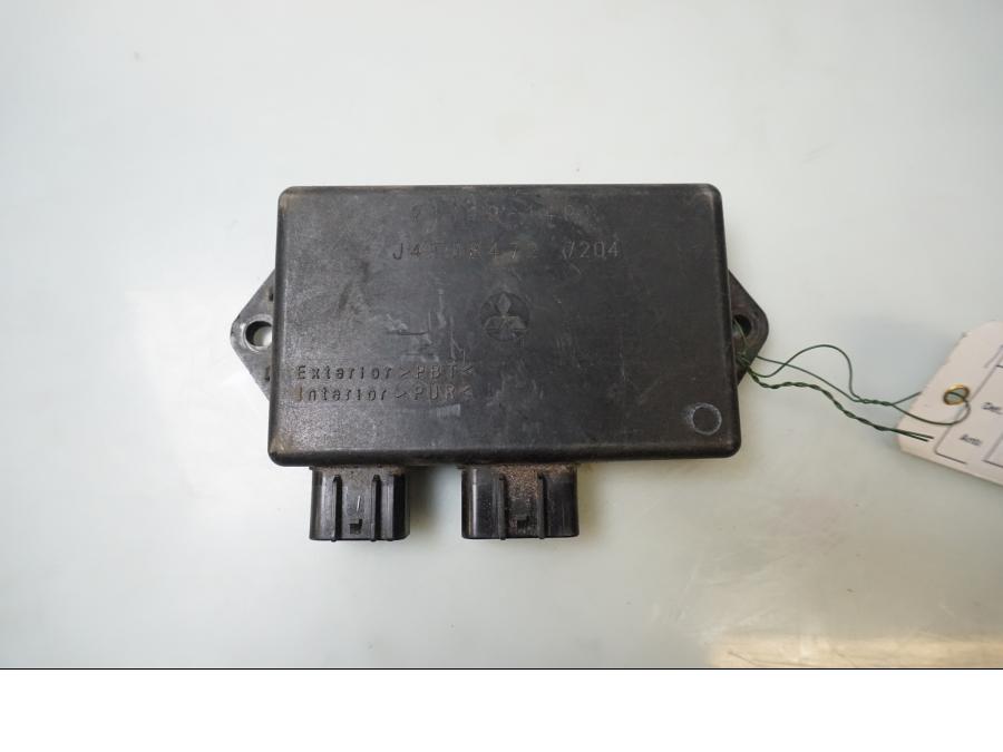 Framsidan på CDI / ECU från en Kawasaki ZRX 1100 -1997 motorcykel.