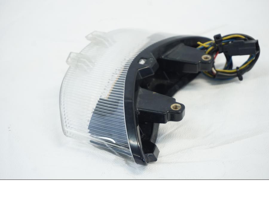 Baksidan på Baklampa från en Triumph Daytona 675 -2010 motorcykel.