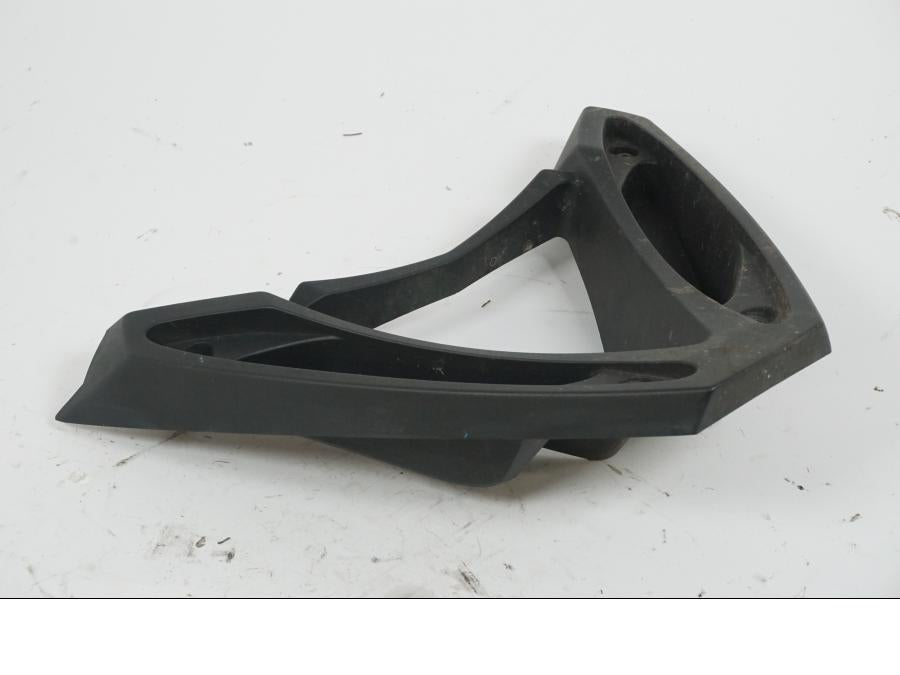 Snett uppifrån på Trekanten från en Yamaha XJ 6 -2011 motorcykel.