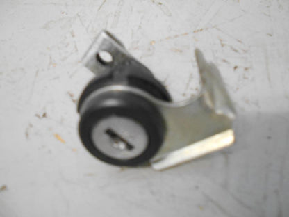 Framsidan på Låssats från en Ducati 848 EVO -2011 motorcykel.