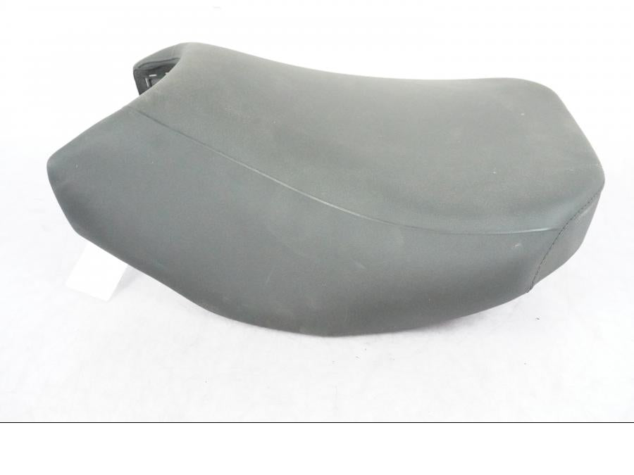 Framsidan på Sadel från en BMW R 1250 GSA -2021 motorcykel.