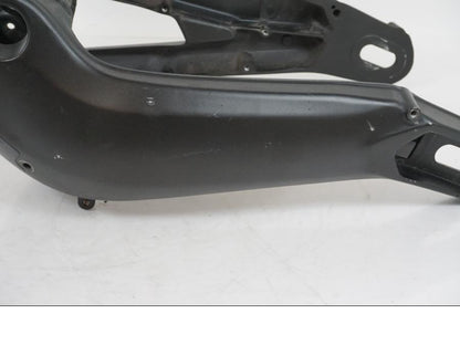 Baksidan på Sving från en Yamaha MT-09 -2014 motorcykel.