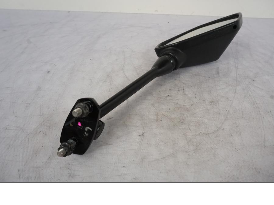 Framsidan på Backspegel från en Kawasaki ER-6F -2010 motorcykel.