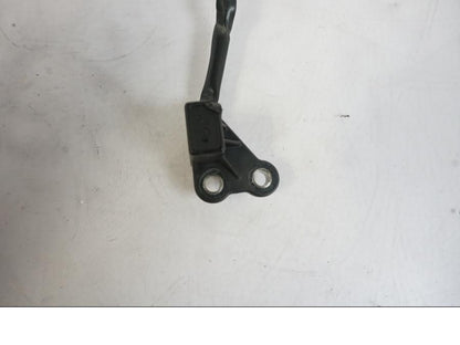 Snett uppifrån på Quickshift från en KTM 790 Duke -2019 motorcykel.