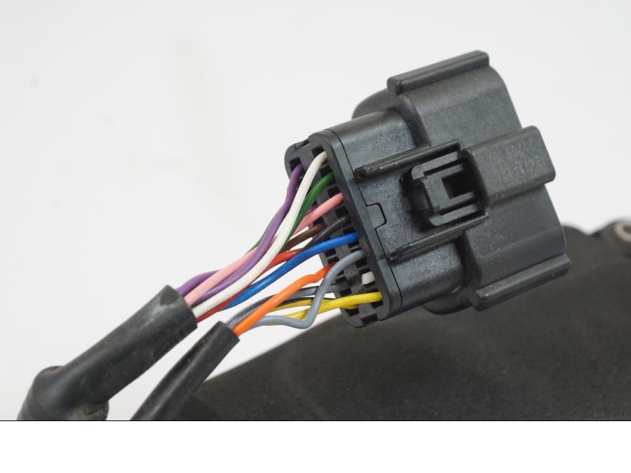 Höger sida på Antenn från en Triumph Speed Triple -2021 motorcykel.