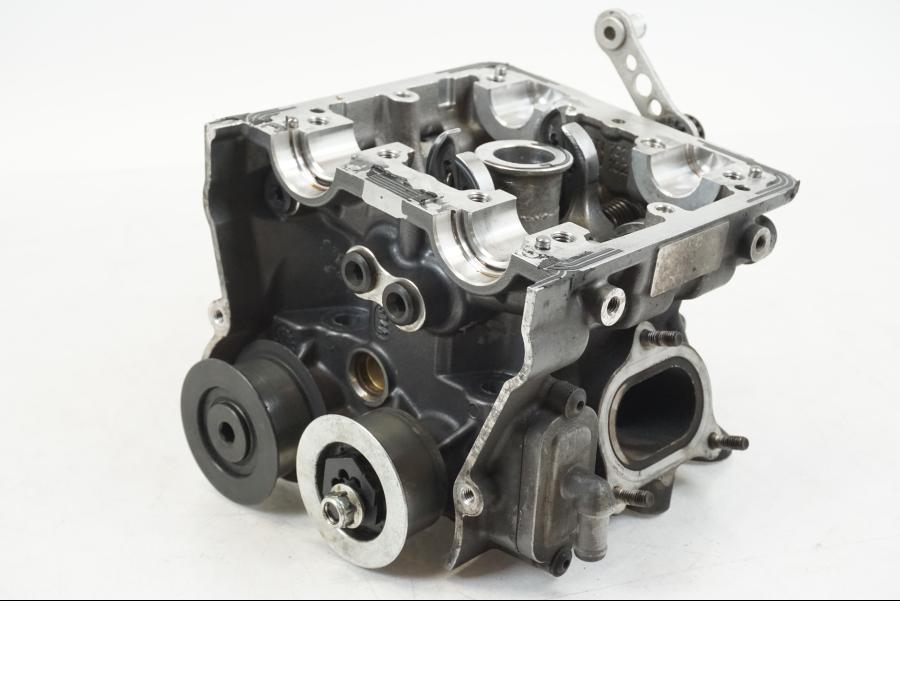 Extrabild5 på Topplock från en Ducati Hyperstrada -2013 motorcykel.