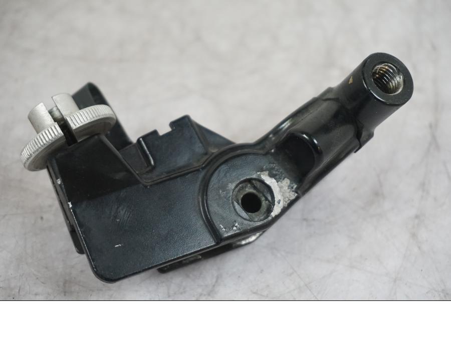 Baksidan på Kopplingsklo från en Triumph Tiger -2009 motorcykel.