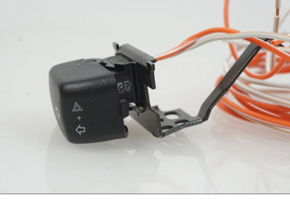 Snett uppifrån på Styrelreglage från en H-D Touring Road King FLHR/I -2010 motorcykel.