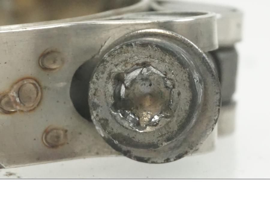 Snett nerifrån på Ljuddämpare Sport från en Kawasaki NINJA 400 -2020 motorcykel.