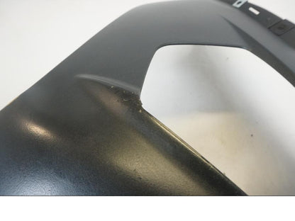 Snett nerifrån på Magkåpa från en Yamaha YZF R6 -2006 motorcykel.