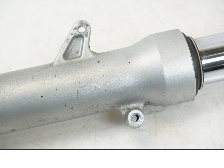 Extrabild5 på Gaffelben från en BMW F 650 CS -2003 motorcykel.