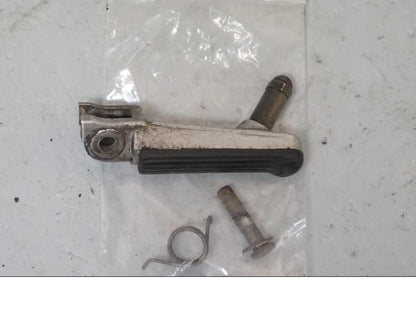 Baksidan på Fotpinne från en Honda CBR 900 RR -1996 motorcykel.