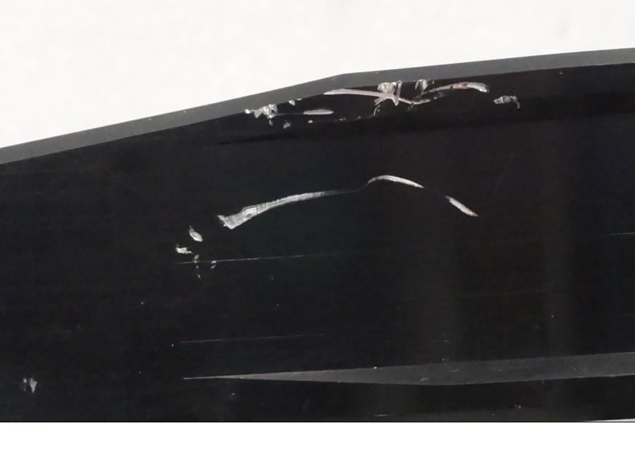 Vänster sida på Gaffelkrona från en KTM 690 SMCR -2019 motorcykel.