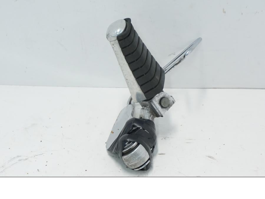 Höger sida på Fotpinne från en Yamaha XV 535 -1995 motorcykel.