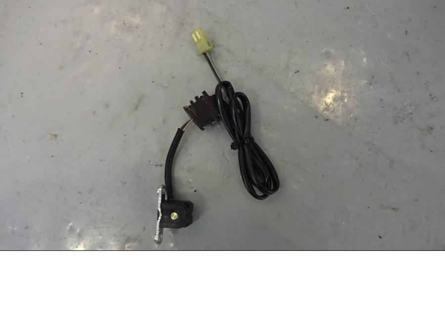 Framsidan på Tändpickup från en Yamaha FJR 1300 -2003 motorcykel.