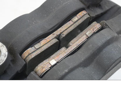 Extrabild2 på Bromsok från en Suzuki GSX-R 750 -2008 motorcykel.