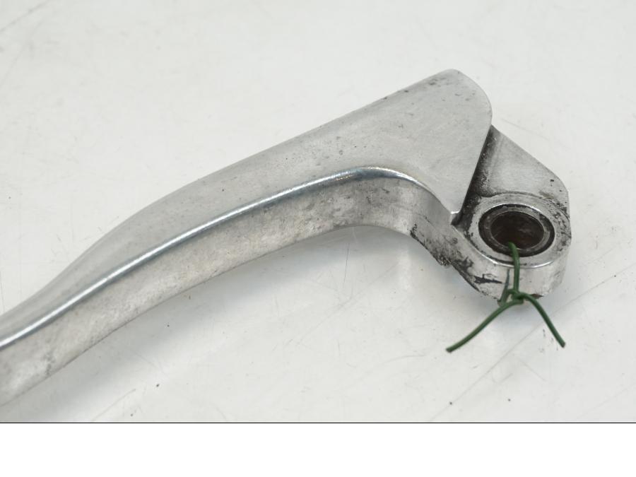 Baksidan på Kopplingsgrepp från en Honda XL 1000 V -1999 motorcykel.