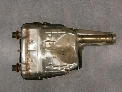 Framsidan på Ljuddämpare från en Suzuki GSX 1300 BK -2008 motorcykel.