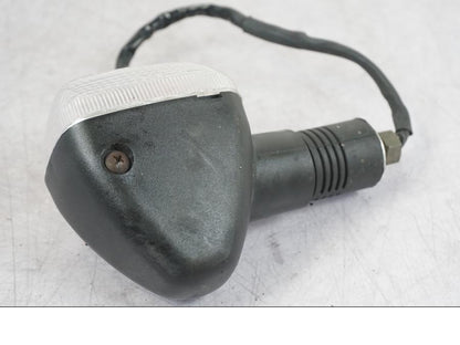 Vänster sida på Blinkers från en Suzuki GSX 1300 RX -1999 motorcykel.