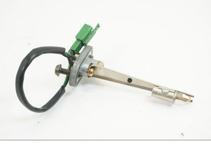 Höger sida på Bensinmätare från en Yamaha YZF R6 -1999 motorcykel.