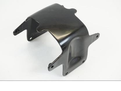 Baksidan på Framskärmsstag från en Triumph Speedmaster -2006 motorcykel.