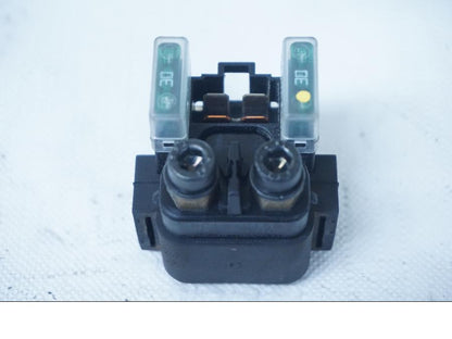 Framsidan på Startrelä från en Kawasaki Ninja 650 -2018 motorcykel.