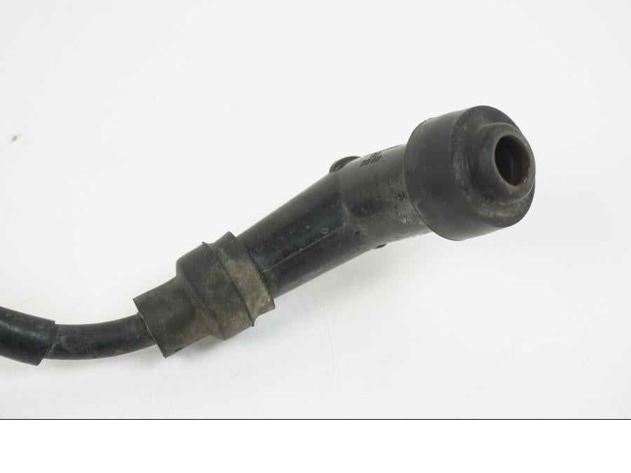 Baksidan på Tändspole från en Honda CBR 125 R -2006 motorcykel.