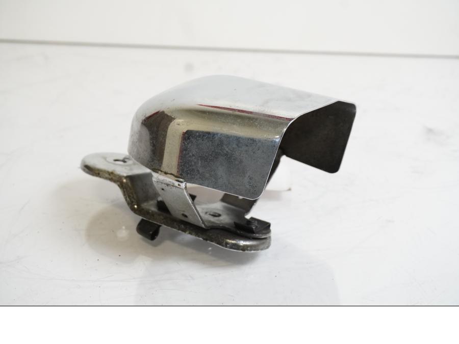 Framsidan på Signalhorn / Tuta från en H-D Dyna Street Bob FXDB/I -2013 motorcykel.