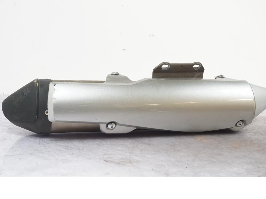 Baksidan på Ljuddämpare från en Yamaha XT 660 R -2007 motorcykel.