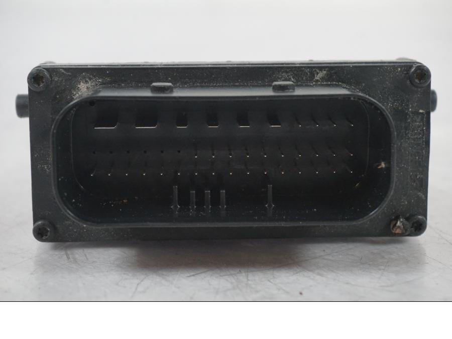 Höger sida på ESA Control Unit från en BMW R 1250 GS -2021 motorcykel.