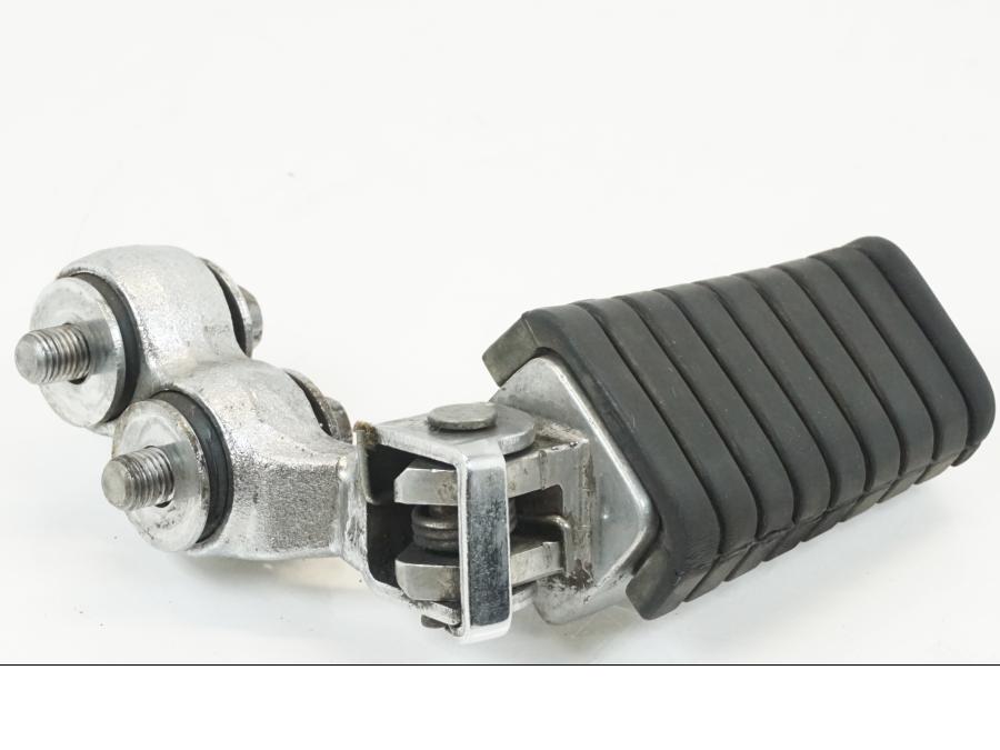 Baksidan på Fotpinne från en Yamaha XV 750 -1998 motorcykel.