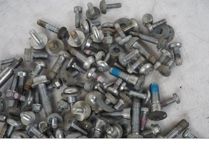 Extrabild4 på Skruv / Mutter etc från en Triumph Tiger Explorer -2013 motorcykel.