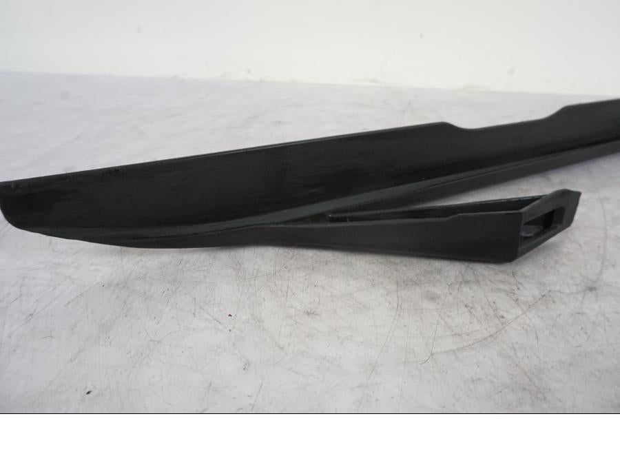 Extrabild2 på Kedjeskydd från en KTM 690 Duke -2014 motorcykel.