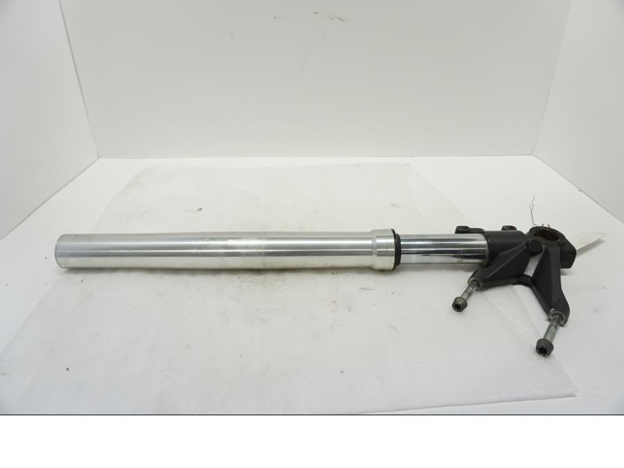 Framsidan på Gaffelben från en Ducati Monster 696 -2010 motorcykel.