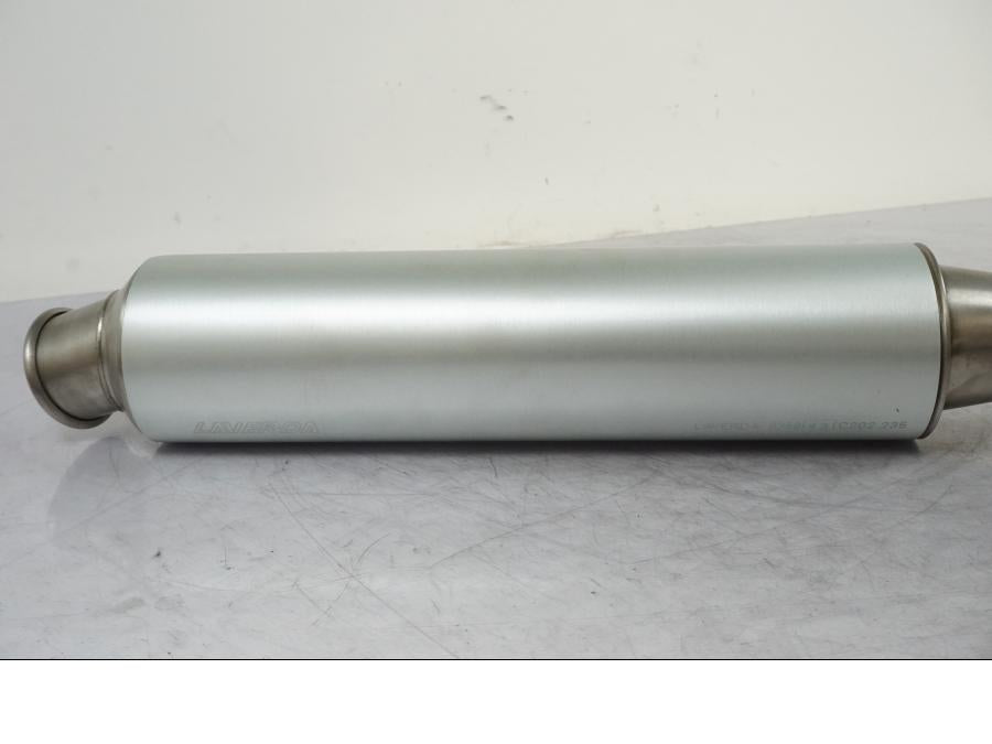 Vänster sida på Ljuddämpare från en Laverda 668 ghost -1998 motorcykel.