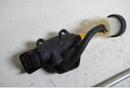 Baksidan på Bromshuvudcylinder från en KTM 640 SM -2003 motorcykel.