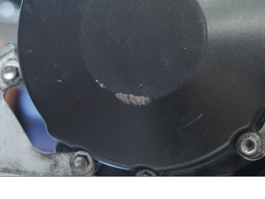 Snett uppifrån på Motor från en Kawasaki ZX-6R -2007 motorcykel.