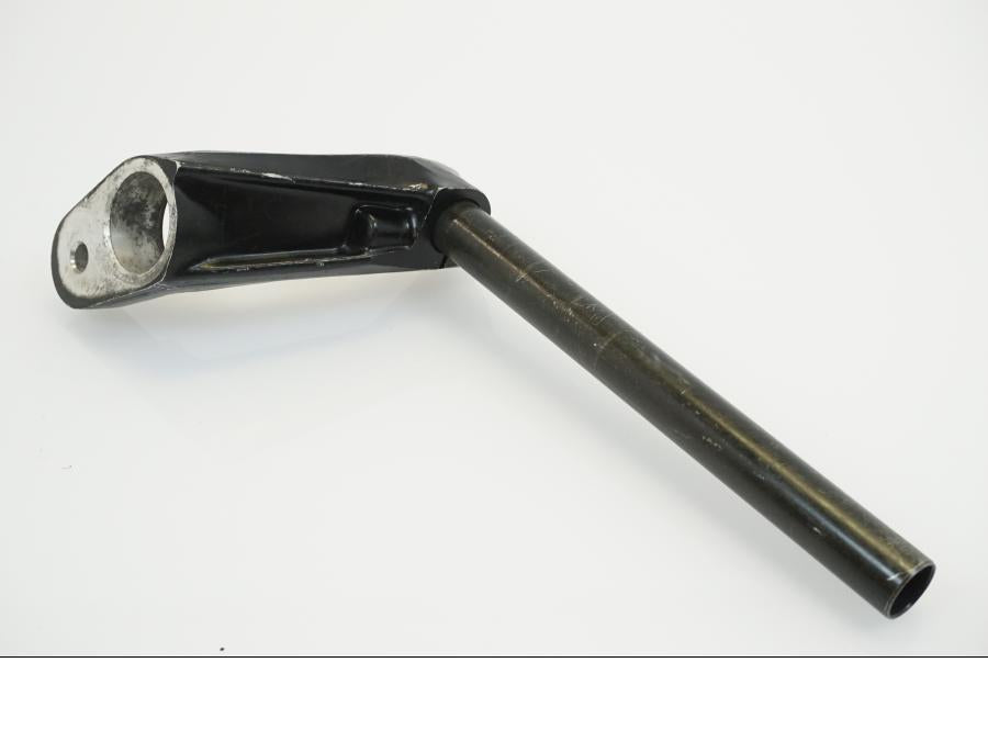 Snett uppifrån på Styre från en Suzuki GSX 550 ES -1985 motorcykel.