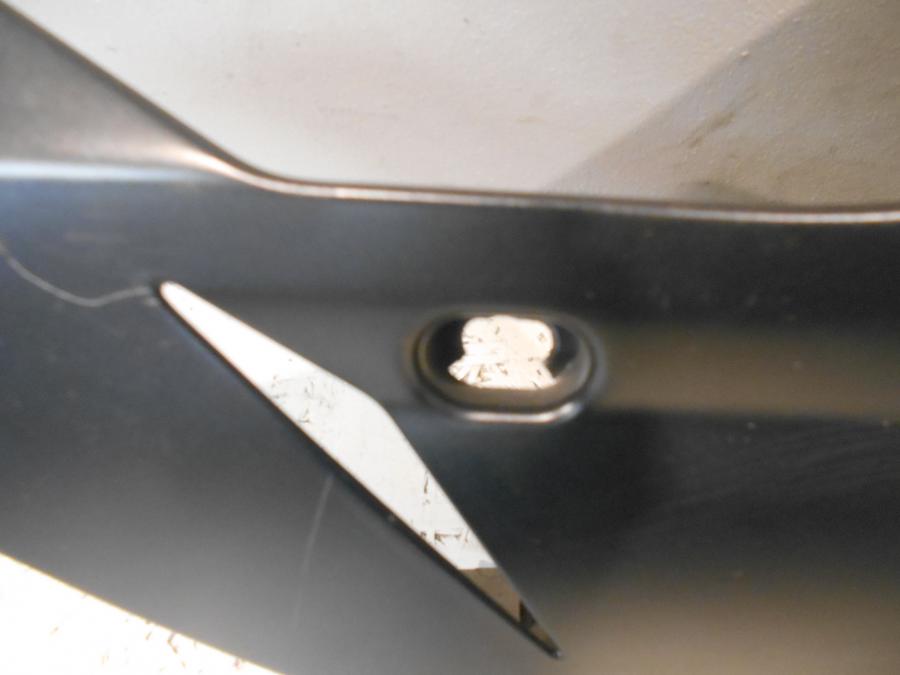 Vänster sida på Magkåpa från en Ducati 848 -2013 motorcykel.